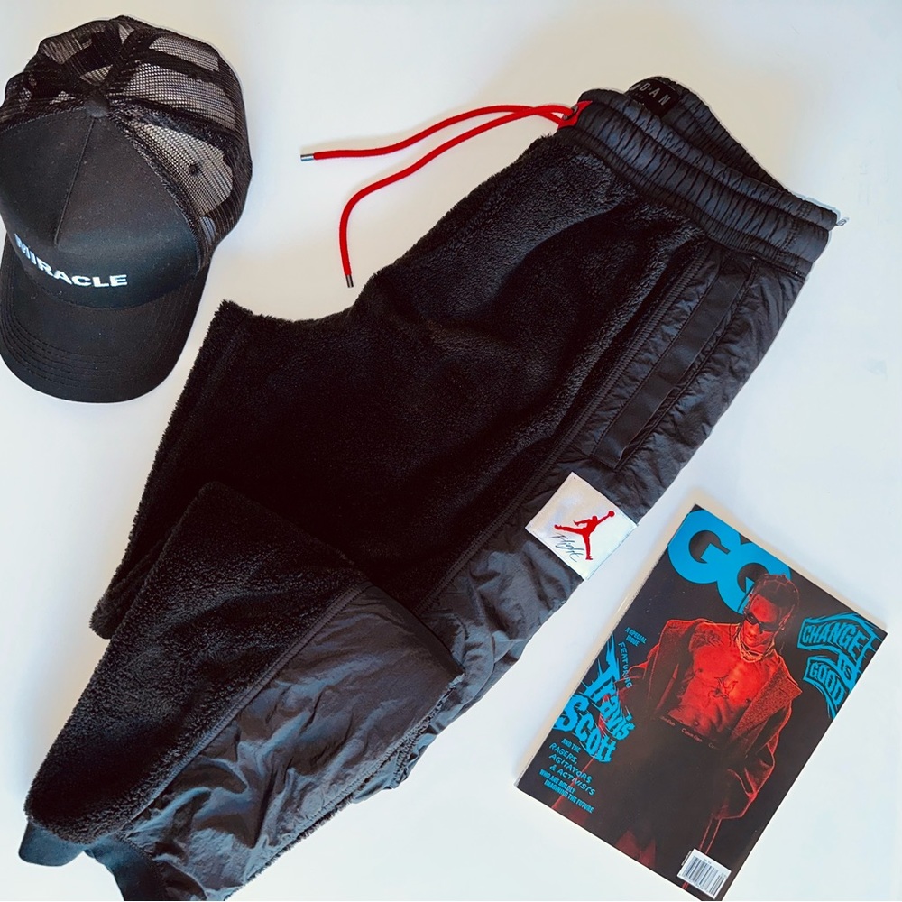 JORDAN ‘Flight’ Teddy Jogger